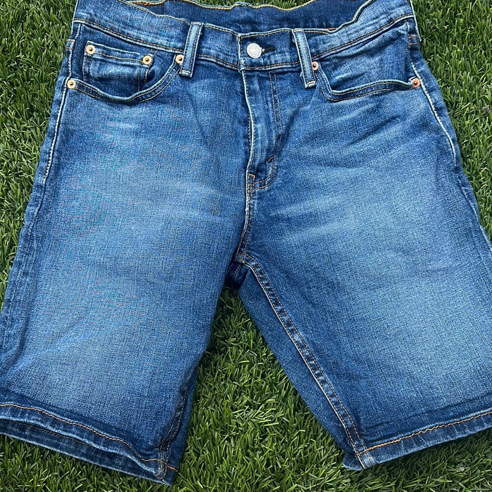 Bermuda short Levi’s  502 size W29 L - Picture 3 of 4
